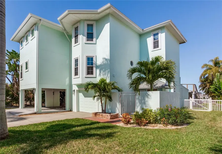410 140th Avenue E, Madeira Beach, FL 33708 - Image #3