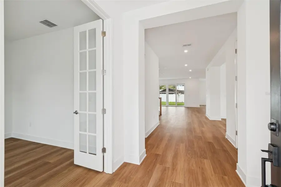 804 W Peninsular Street, Tampa, FL 33603 - Image #2