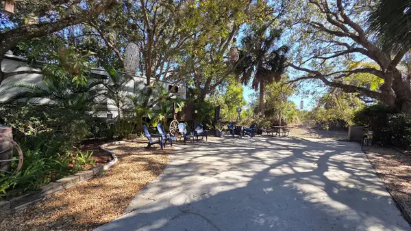 174 Appaloosa Trail, RIVER RANCH, FL 33867