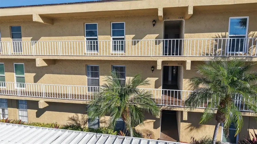 225 Country Club Drive #D239, Largo, FL 33771 - Image #2