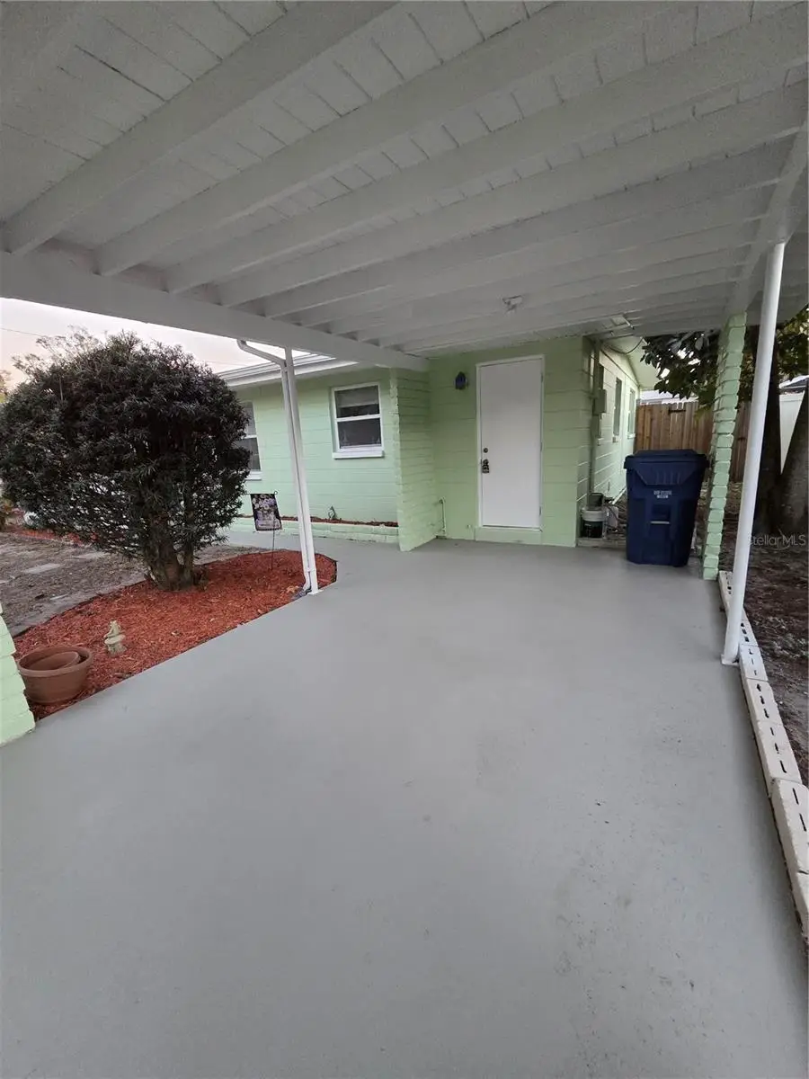 298 11th Avenue Sw, Largo, FL 33770 - Image #3