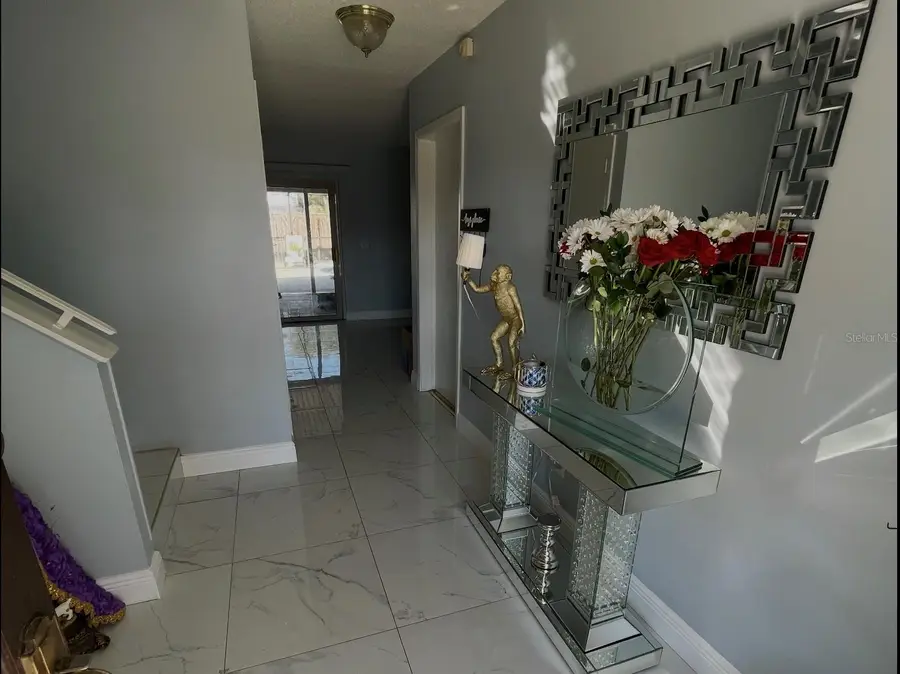 7501 Twelve Oaks Boulevard, Tampa, FL 33634 - #2