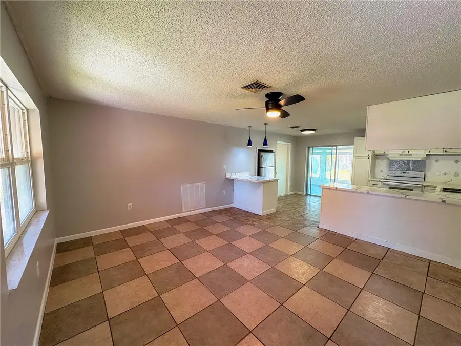 11333 Walsingham Road, Largo, FL 33778 - Image #3