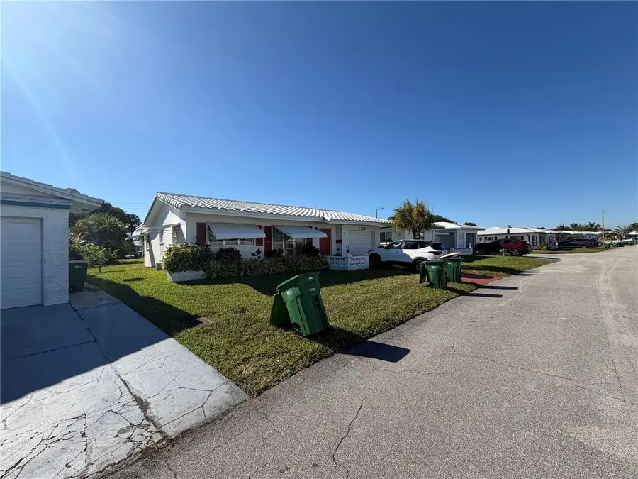 5709 NW 84th Avenue, Tamarac, FL 33321 - Image #2