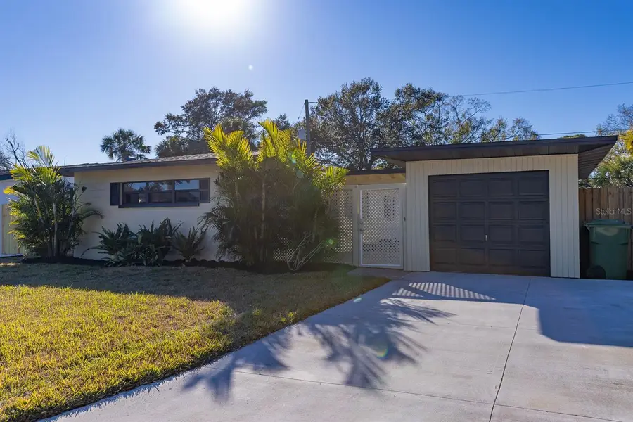 4603 S Shamrock Road, Tampa, FL 33611 - Image #3