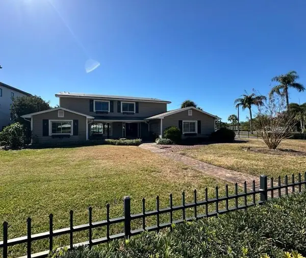 1392 Monterey Boulevard Ne, ST PETERSBURG, FL 33704