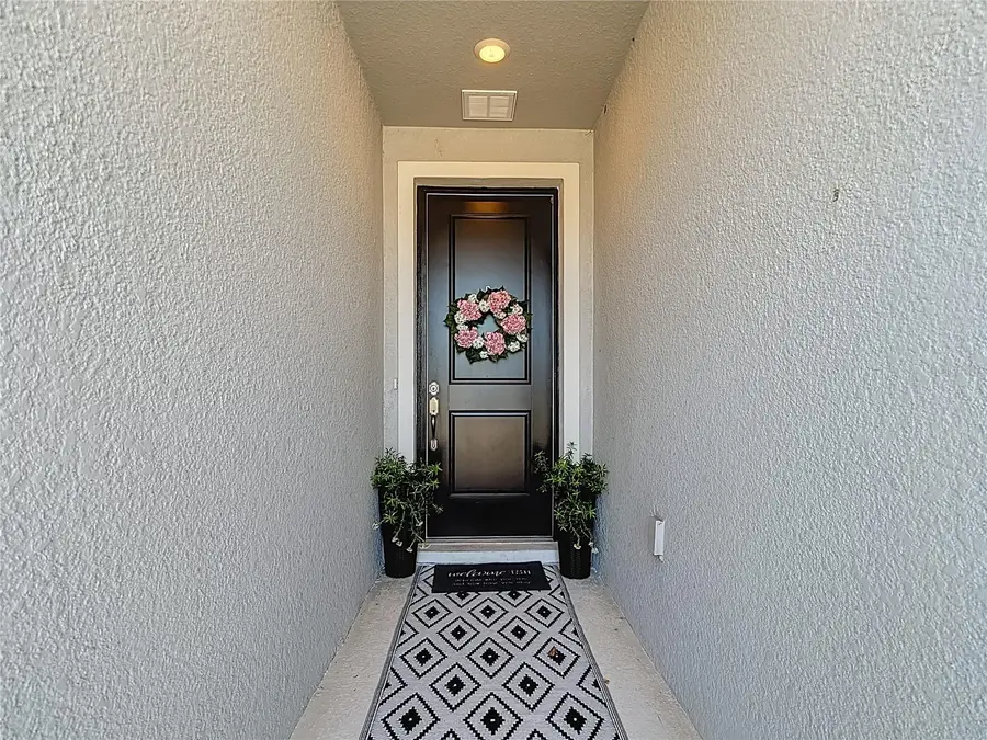 9526 Clarkwild Place, Seffner, FL 33584 - Image #2