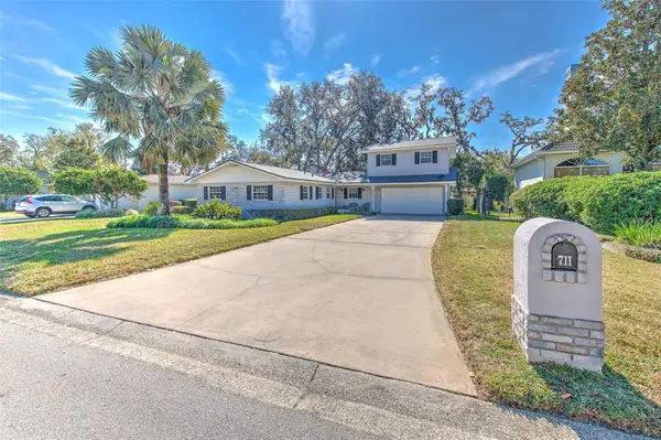 711 Bannockburn Avenue, TEMPLE TERRACE, FL 33617