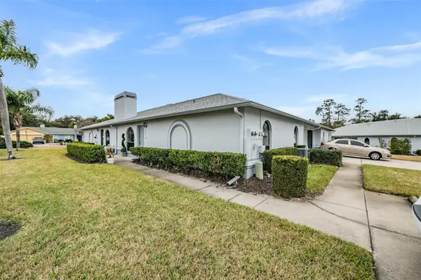 23205 Club Villas Drive #30, LAND O LAKES, FL 34639