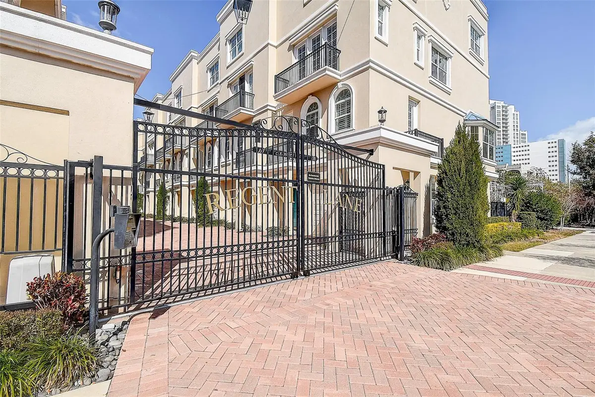 411 Regent Lane N, Saint Petersburg, FL 33701 - #1