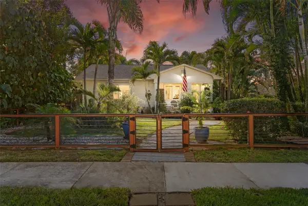 4862 Burlington Avenue N, ST PETERSBURG, FL 33713