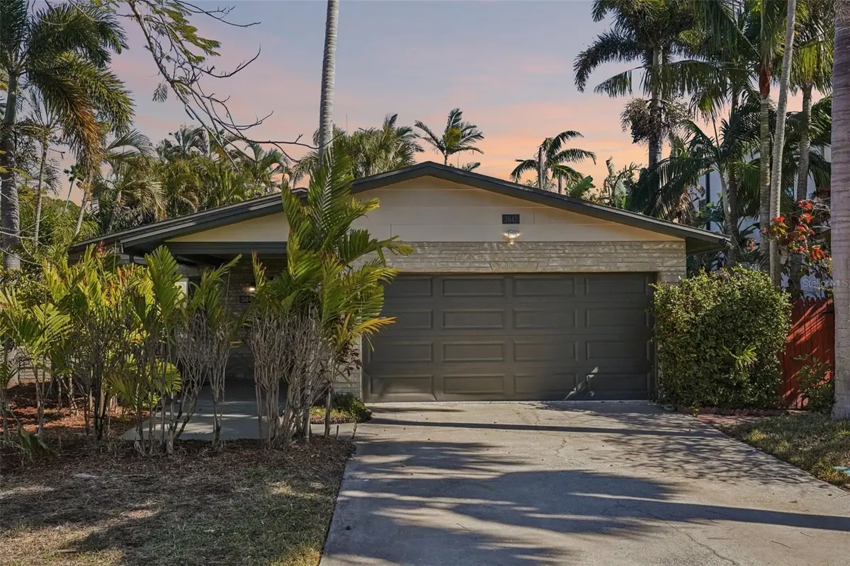 3843 Shore Acres Boulevard Ne, Saint Petersburg, FL 33703 - #1