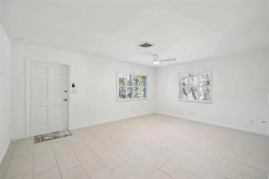 3843 Shore Acres Boulevard Ne, Saint Petersburg, FL 33703 - #3