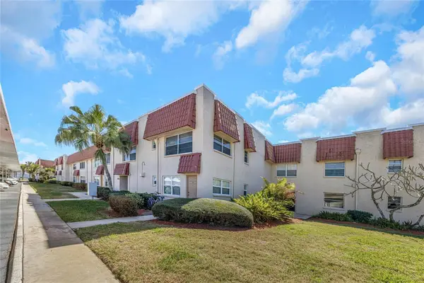 10032 65th Avenue N #9, ST PETERSBURG, FL 33708