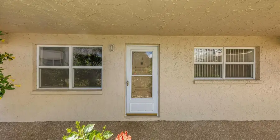 10032 65th Avenue N #9, Saint Petersburg, FL 33708 - #3