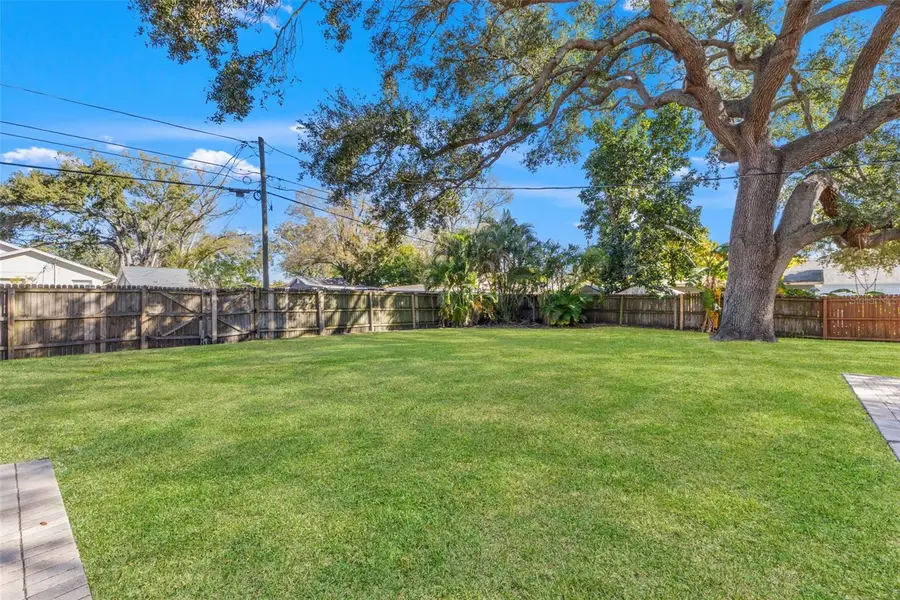 1747 26th Avenue N, Saint Petersburg, FL 33713 - #2