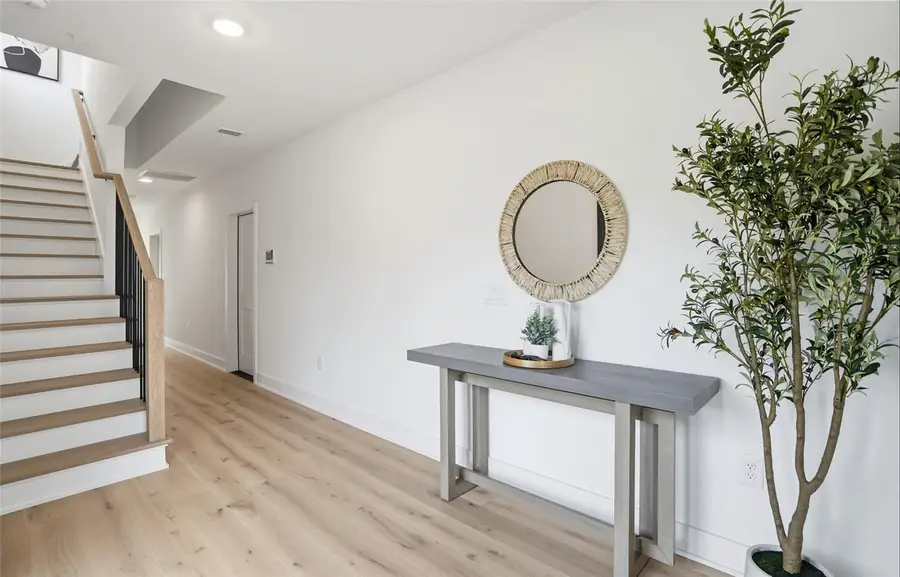 3002 W Platt #4, Tampa, FL 33609 - Image #2