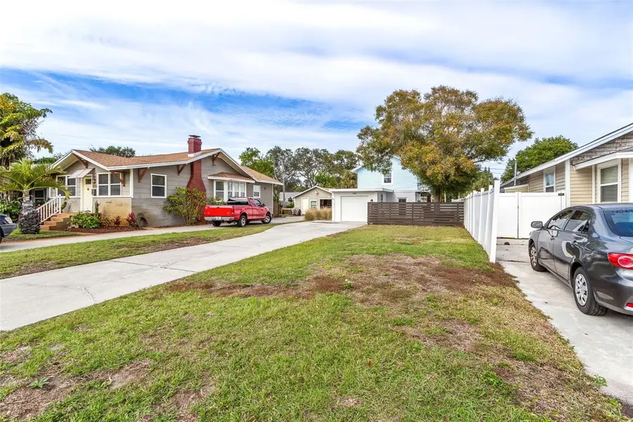 1159 35th Avenue N, Saint Petersburg, FL 33704 - #3