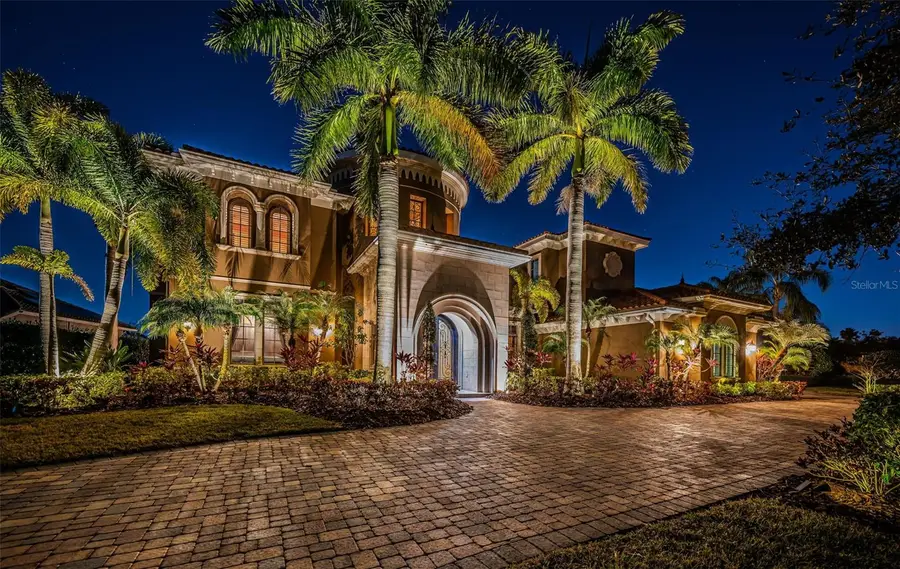 9209 Silverthorn Road, Seminole, FL 33777 - Image #2