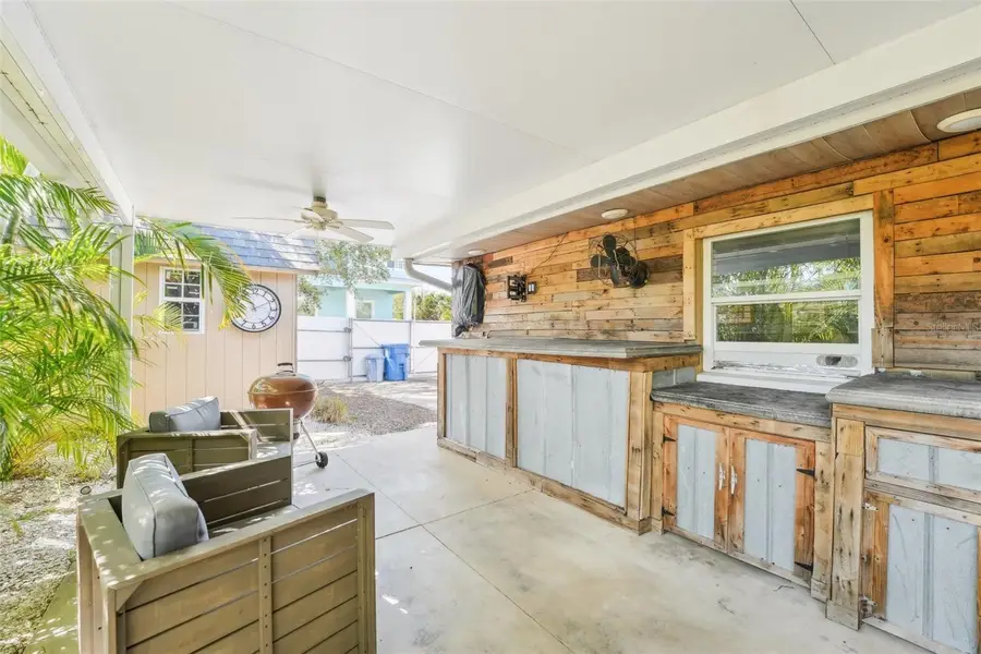 4091 Cherry Street Ne, Saint Petersburg, FL 33703 - #2