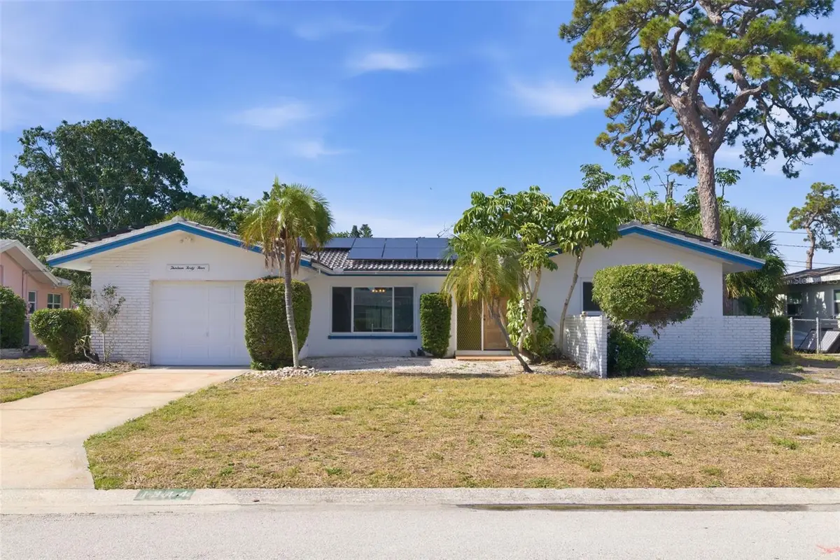 1344 62nd Place S, Saint Petersburg, FL 33705 - #1