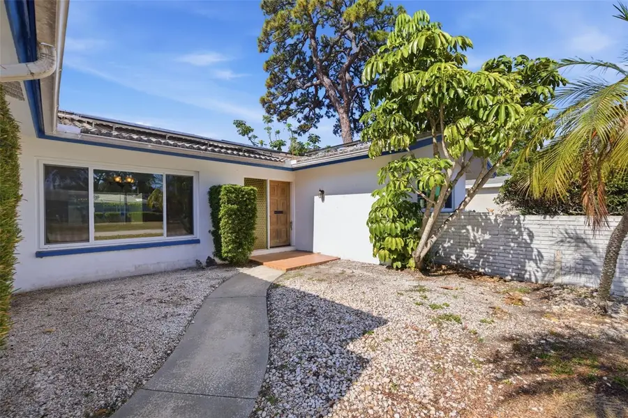 1344 62nd Place S, Saint Petersburg, FL 33705 - #2