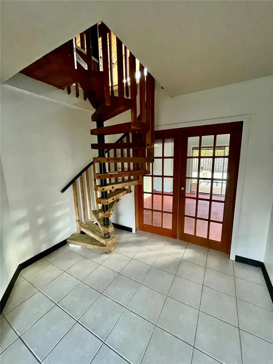 1726 Nevada Avenue Ne, Saint Petersburg, FL 33703 - Image #3