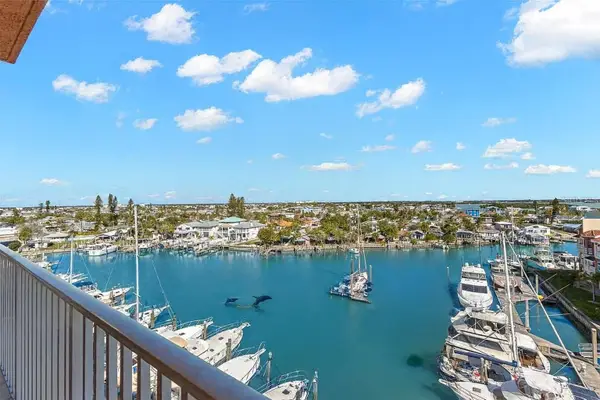 13101 Gulf Boulevard #1605, ST PETERSBURG, FL 33708