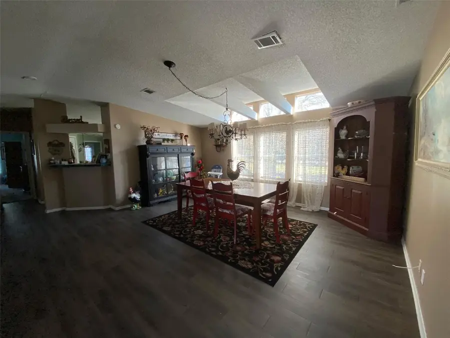 31244 Tyndall Road, Zephyrhills, FL 33545 - Image #2