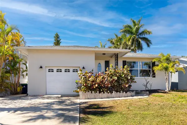 404 Maxwell Place, INDIAN ROCKS BEACH, FL 33785