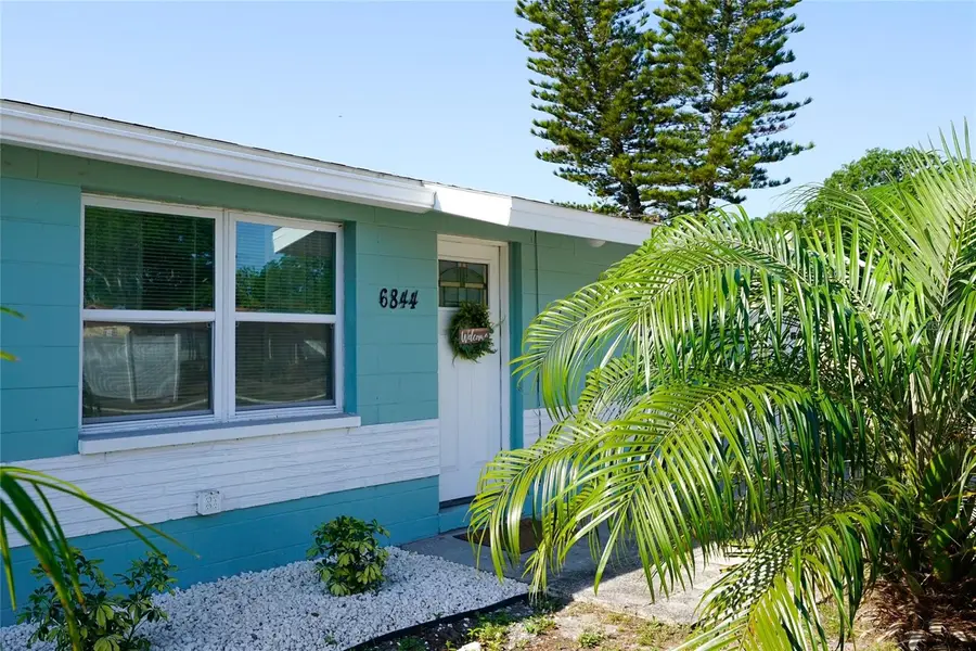 6844 82nd Avenue N, Pinellas Park, FL 33781 - #2