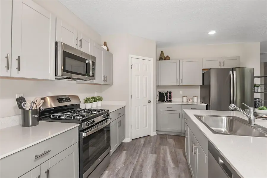 36671 Sagemoor Drive, Zephyrhills, FL 33541 - Image #3