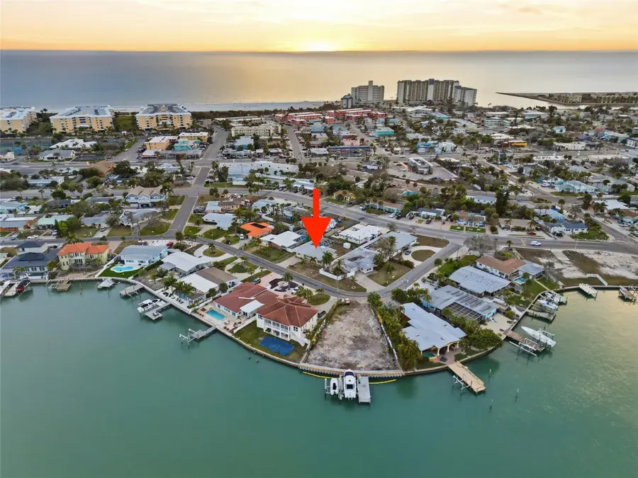 6830 Bay Street, Saint Pete Beach, FL 33706 - #3