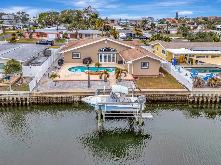 405 Driftwood Drive E, Palm Harbor, FL 34683 - #3