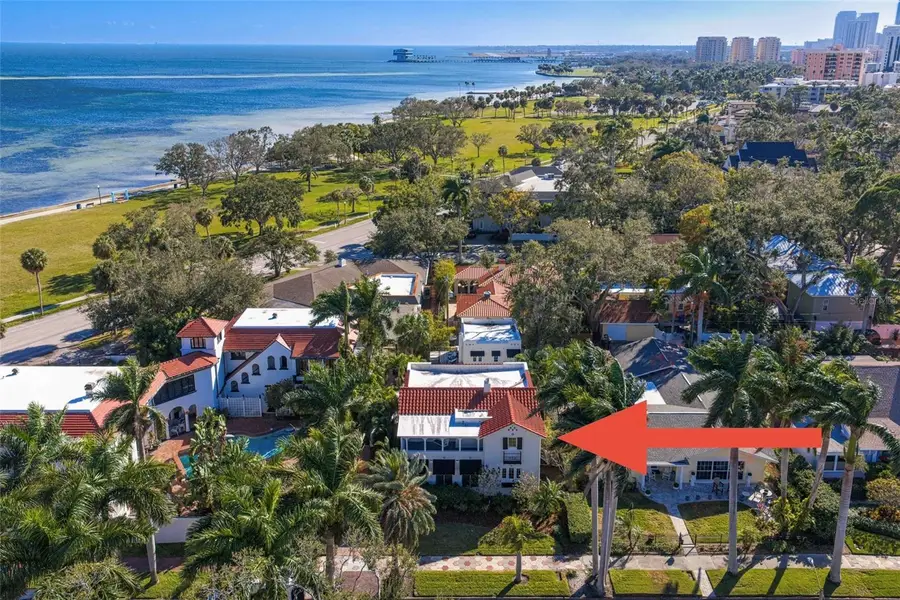 936 17th Avenue Ne, Saint Petersburg, FL 33704 - #3