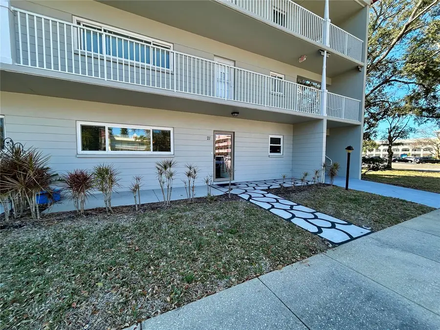 2261 Swedish Drive #21, Clearwater, FL 33763 - Image #2