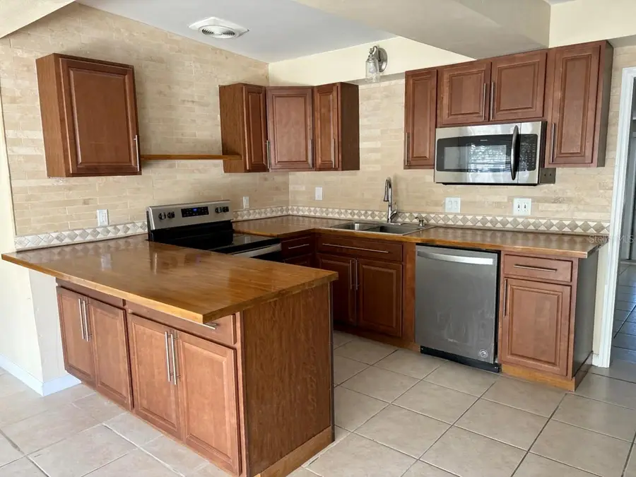 1325 Sandy Lane, Clearwater, FL 33755 - Image #3