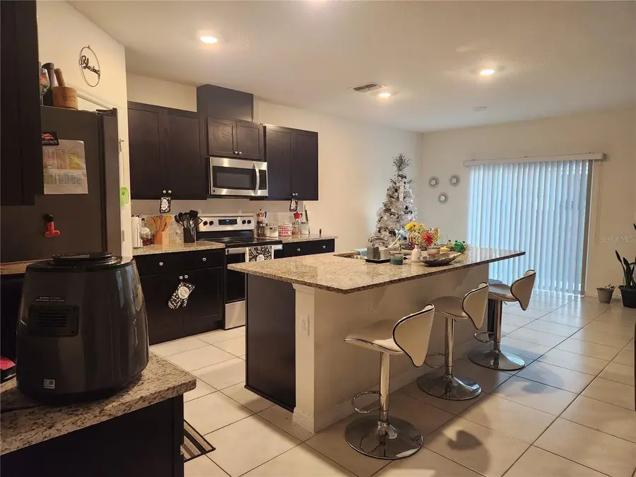 1075 Griffon Avenue, Lake Alfred, FL 33850 - #2