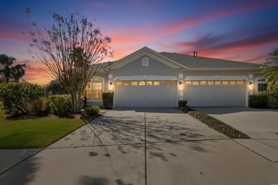 7403 Surrey Wood Lane, Apollo Beach, FL 33572 - Image #2