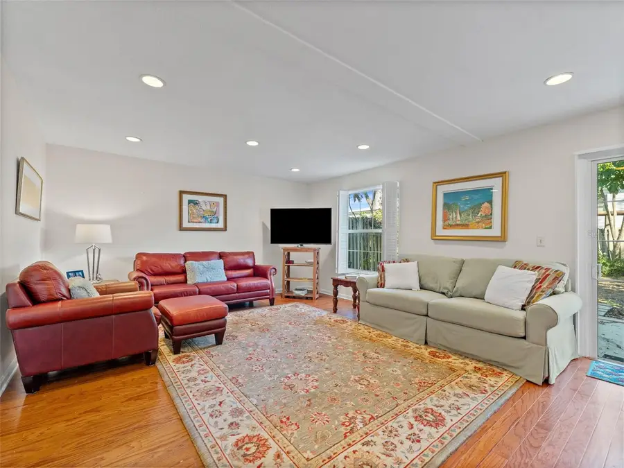 110 S Lauber Way, Tampa, FL 33609 - #3