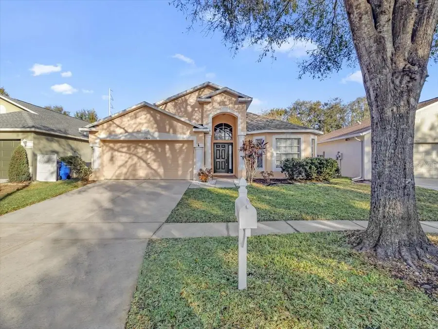 12824 Kings Lake Drive, Gibsonton, FL 33534 - #2