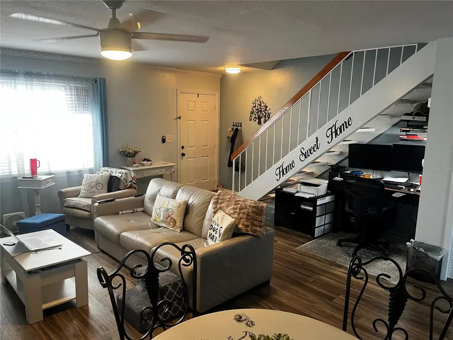 903 Bough Avenue #903, Clearwater, FL 33760 - Image #2