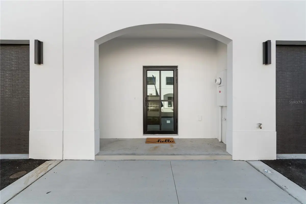 4348 Cambio Gardens Court, Tampa, FL 33610 - Image #1