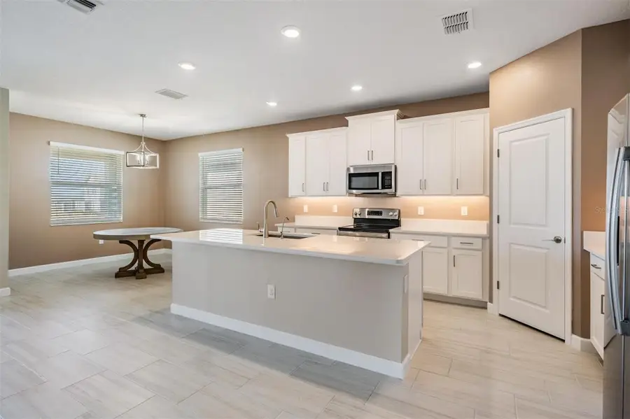 10515 Gable Dig Loop, San Antonio, FL 33576 - #3