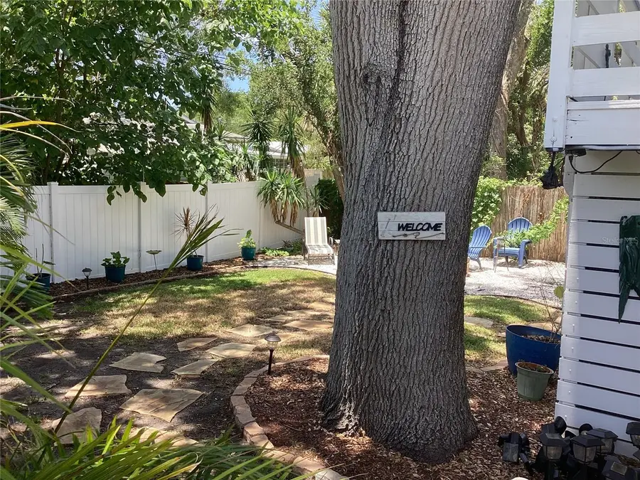 401 Pennsylvania Avenue, Crystal Beach, FL 34681 - #3