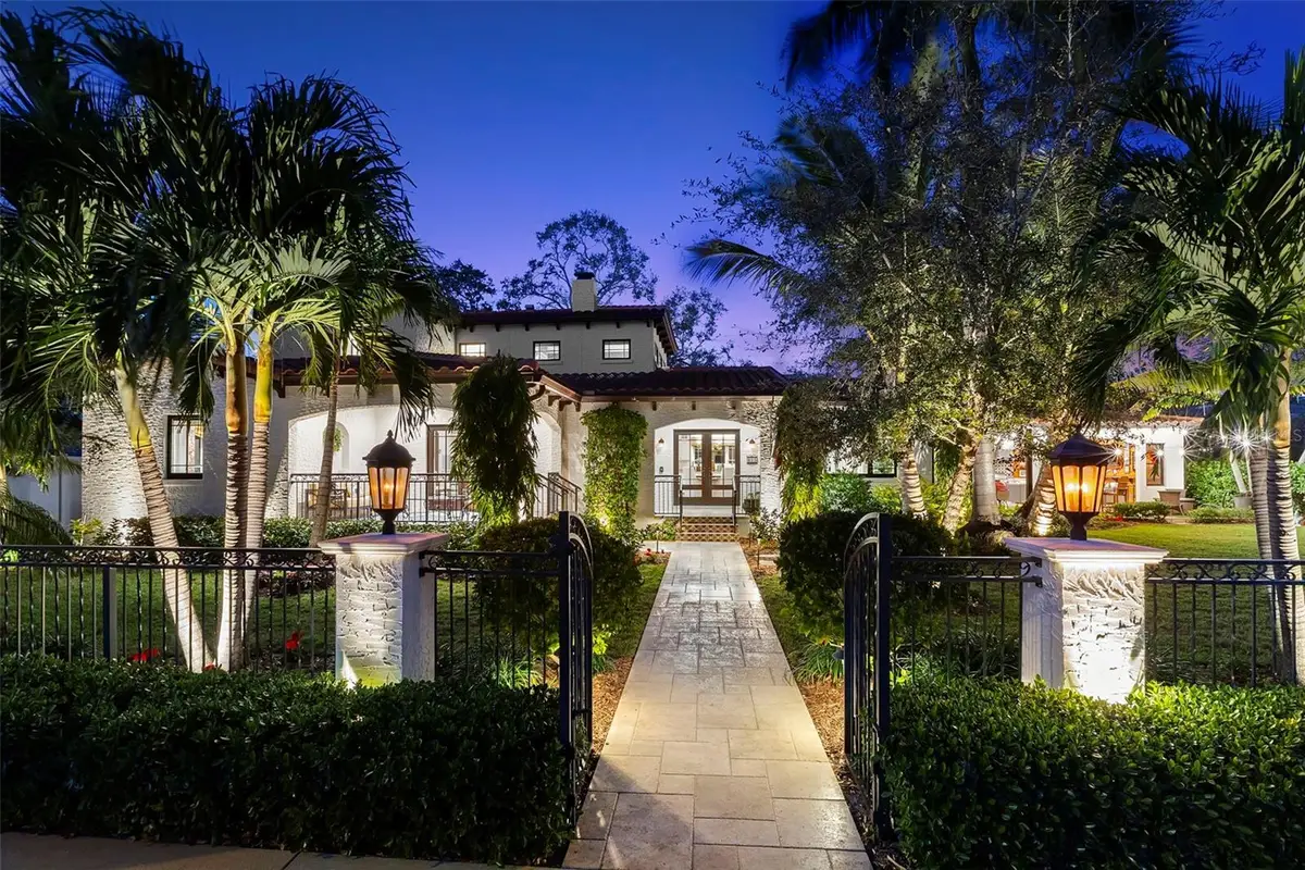 815 15th Avenue Ne, Saint Petersburg, FL 33704 - Image #1