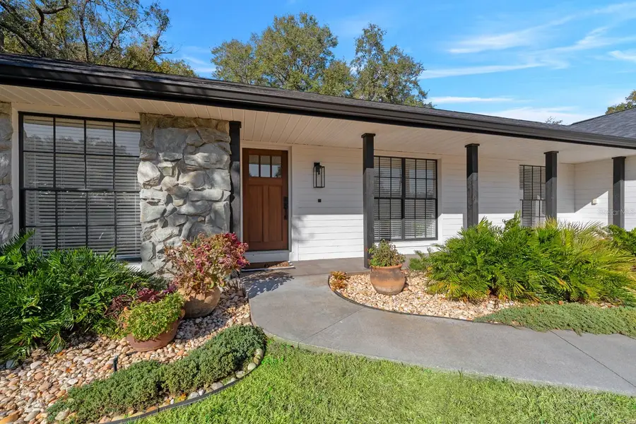 2525 Laurelwood Lane, Valrico, FL 33596 - #2