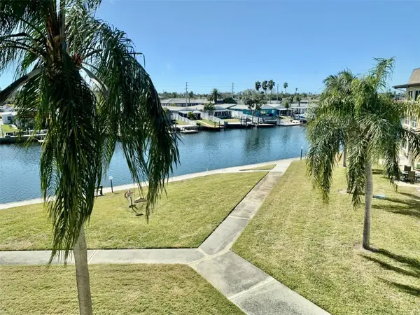 4678 Marine Parkway #305, NEW PORT RICHEY, FL 34652