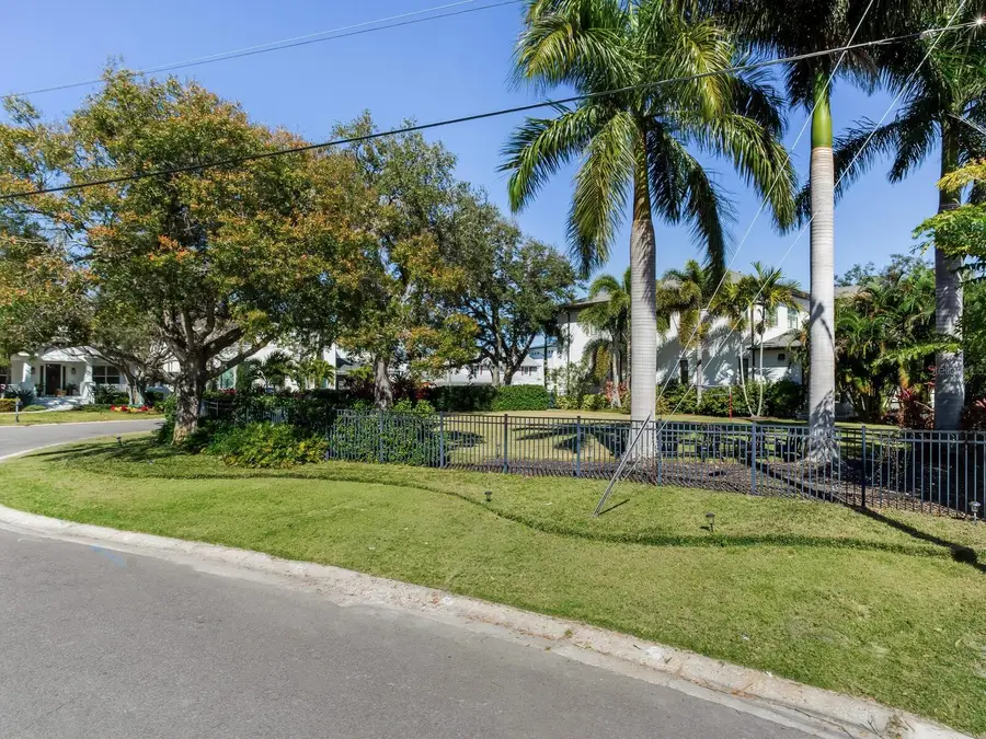 2501 S Dundee Street, Tampa, FL 33629 - Image #3