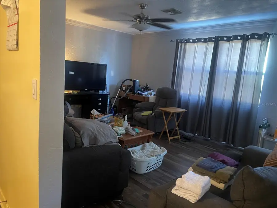 7242 Lynnwood Avenue N, Saint Petersburg, FL 33710 - Image #2